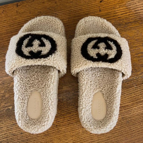 GUCCI Wool Slide Sandals - EXCELLENT CONDITION Size EU39/US9 - Picture 2 of 11